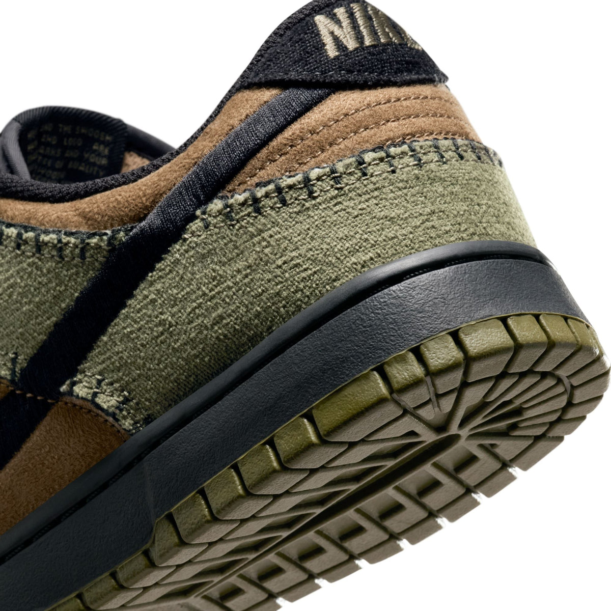 Nike Dunk Low Retro SE