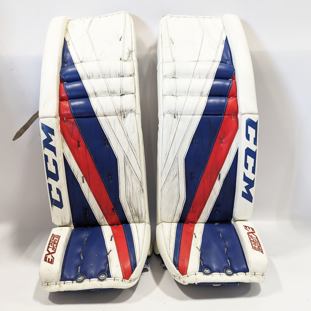 CCM Extreme Flex III - Used Pro Stock Goalie Pads White/Blue/Red)