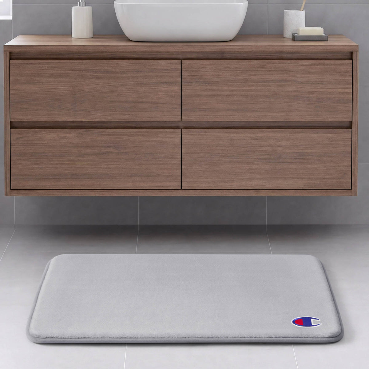 Logo Patch Memory Foam Bath Mats